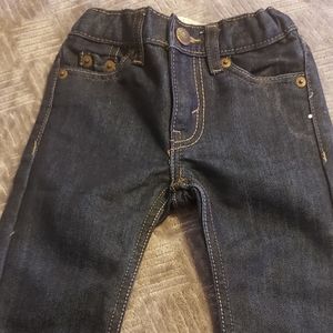 Levis